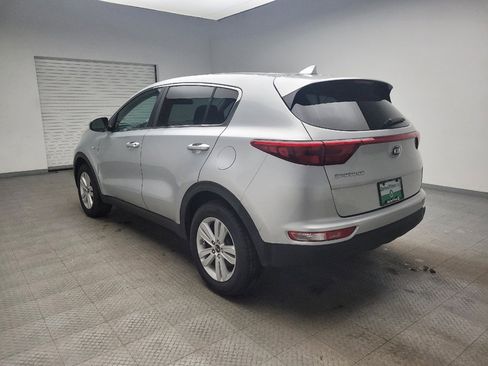Used 2017 Kia Sportage LX image 3