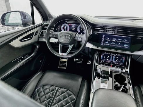 Used 2024 Audi Q7 3.0T Prestige AWD/4WD image 19