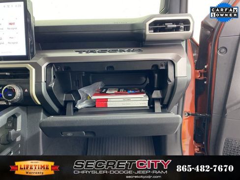 Used 2025 Toyota Tacoma TRD Sport w/ TRD Sport Premium Package image 31