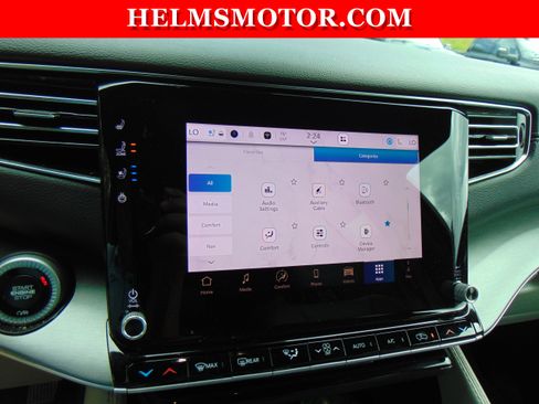 Certified 2025 Jeep Wagoneer 4WD image 31