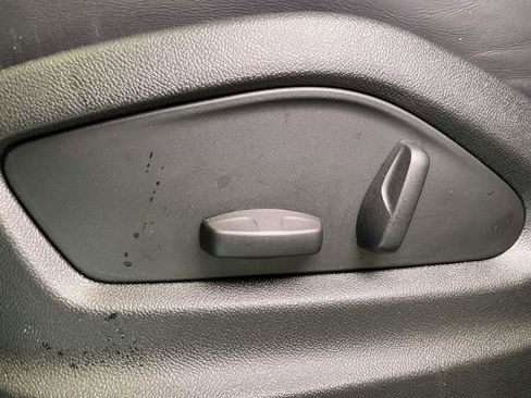 Used 2024 Porsche Cayenne image 17