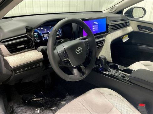 Certified 2025 Toyota Camry XLE w/ Premium Plus Package image 8