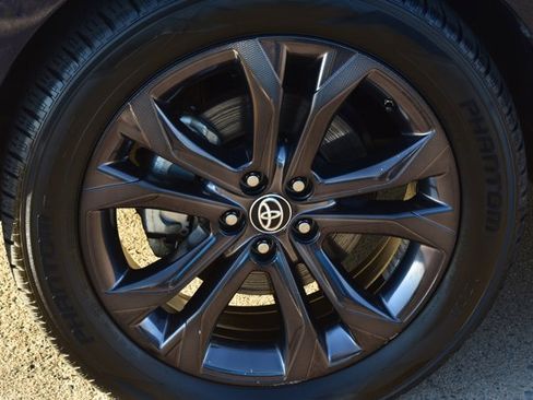 Used 2023 Toyota Sienna XSE image 10