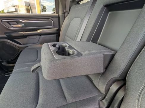 Used 2019 RAM 1500 Big Horn AWD/4WD image 14