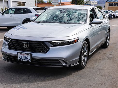 Certified 2024 Honda Accord EX image 20