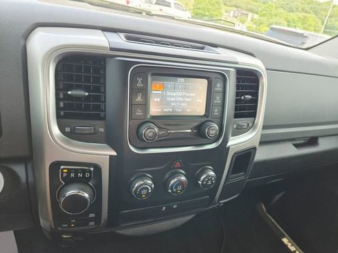 Used 2019 RAM 1500 Classic SLT AWD/4WD image 25