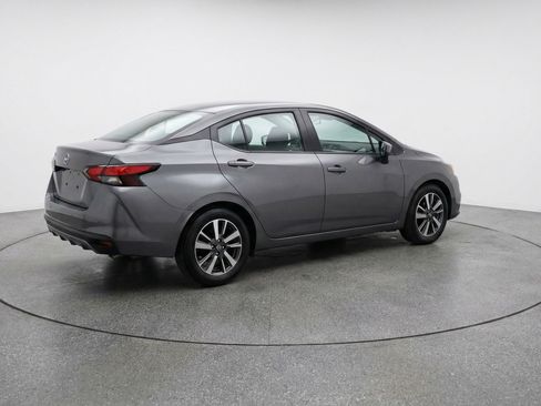 Used 2025 Nissan Versa SV image 9