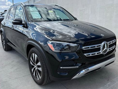 Used 2025 Mercedes-Benz GLE 450e 4MATIC image 6