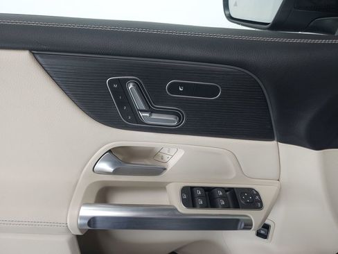 Certified 2026 Mercedes-Benz GLB 250 4MATIC image 6