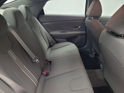 Used 2024 Hyundai Elantra SEL FWD image 19