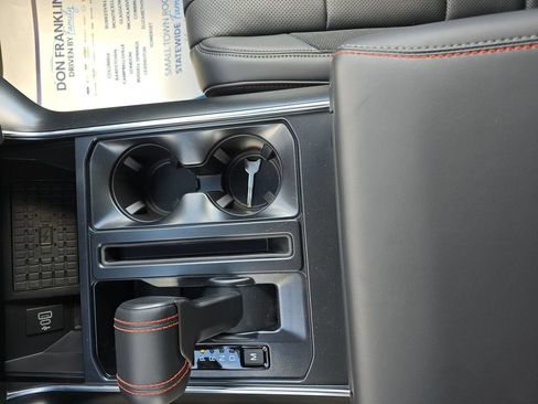 Used 2025 Ford F150 Raptor AWD/4WD image 21