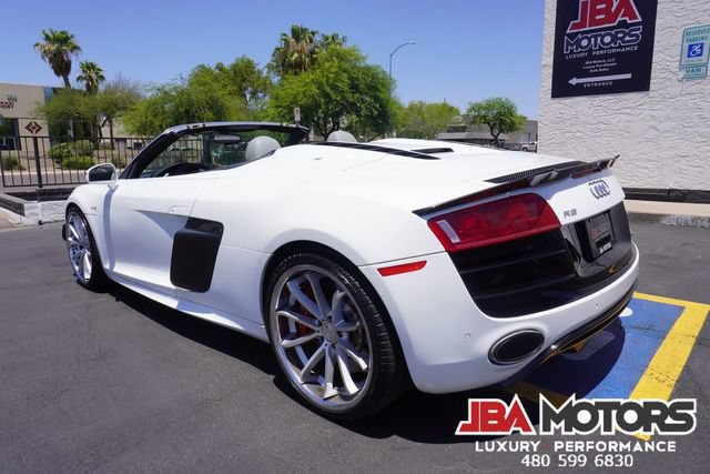 Used 2011 Audi R8 V10 AWD/4WD image 4