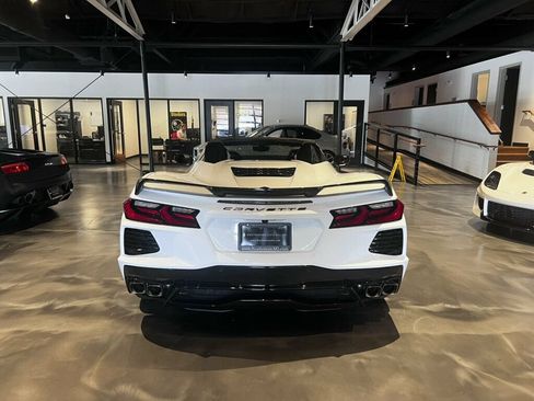 Used 2021 Chevrolet Corvette Stingray Premium Conv w/ Z51 Performance Package RWD image 6