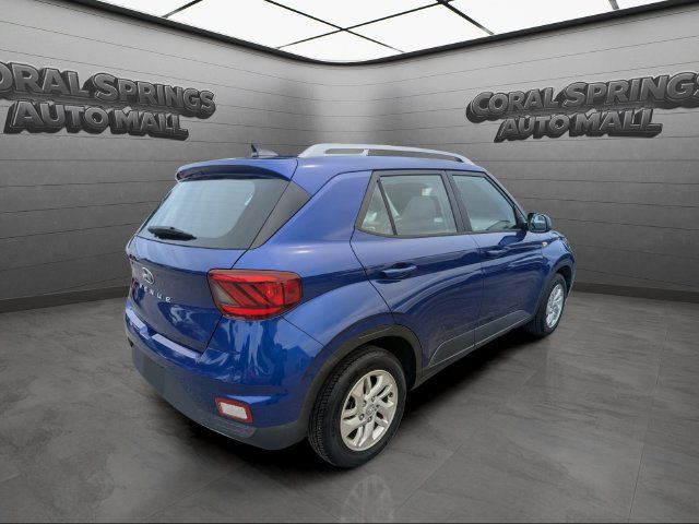Used 2020 Hyundai Venue SEL FWD image 7