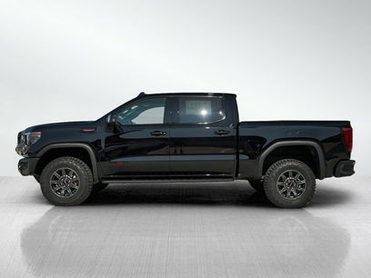 New 2026 GMC Sierra 1500 AT4X w/ LPO, Black Badging Package