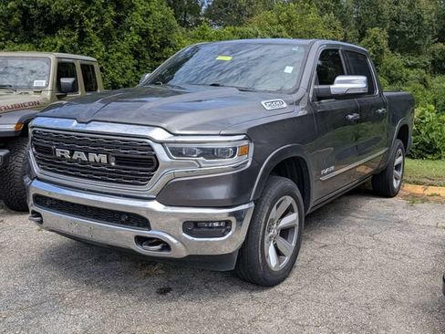 Used 2019 RAM 1500 Limited AWD/4WD image 3