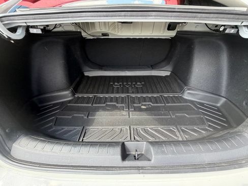 Used 2025 Honda Civic Sport image 8