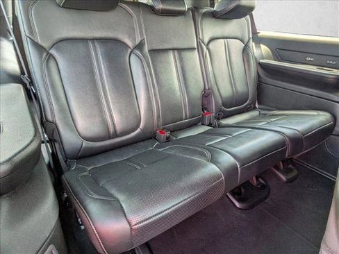 Used 2024 Jeep Wagoneer L Series II w/ Flexible Seating Group image 20