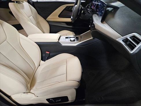 Certified 2025 BMW 230i Coupe RWD image 21