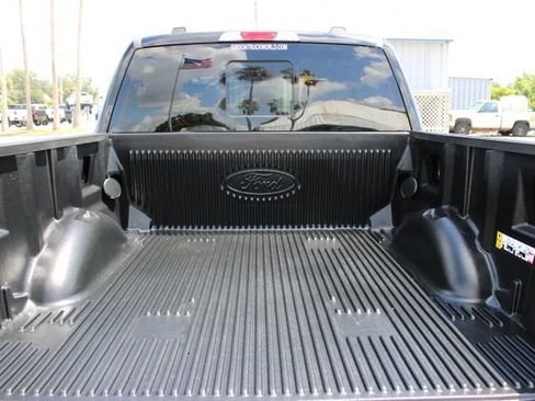Used 2025 Ford F150 Lariat AWD/4WD image 10