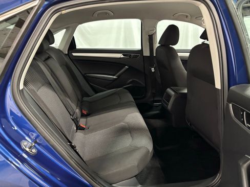 Used 2017 Volkswagen Passat 1.8T S image 14