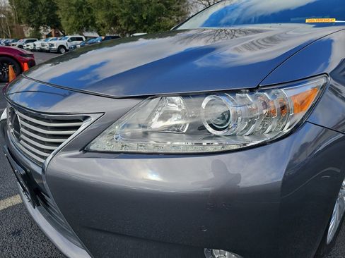 Used 2015 Lexus ES 350 w/ Luxury Package image 32