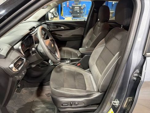 Used 2022 Chevrolet TrailBlazer LT image 15
