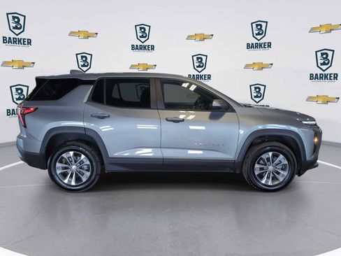 Used 2025 Chevrolet Equinox LT AWD/4WD image 9
