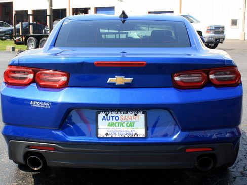 Used 2021 Chevrolet Camaro LT image 5