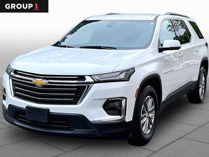 Used 2023 Chevrolet Traverse LT