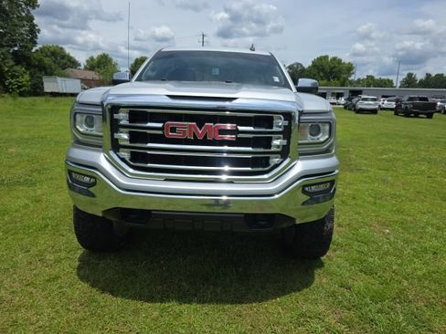 Used 2018 GMC Sierra 1500 SLT w/ Texas SLT Premium Package AWD/4WD image 13