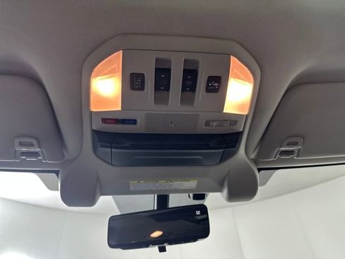 Used 2019 Subaru Ascent Touring w/ Popular Package #2 image 24