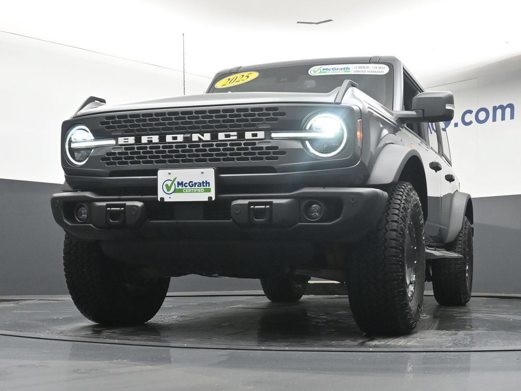 Used 2025 Ford Bronco Badlands AWD/4WD image 7