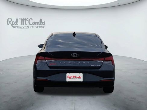 Used 2023 Hyundai Elantra Blue image 4