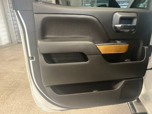 Used 2019 Chevrolet Silverado 2500 LTZ w/ Duramax Plus Package AWD/4WD image 32