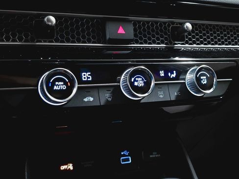 Used 2024 Honda Civic Sport image 29