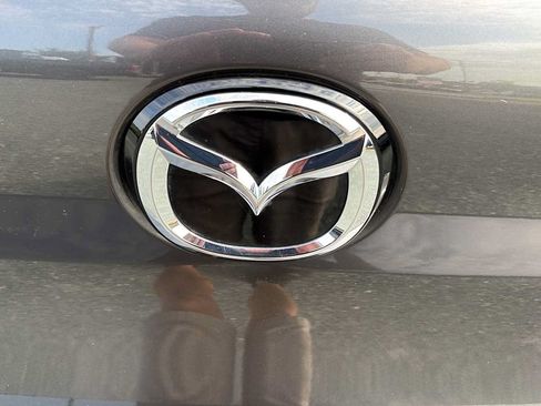 Used 2024 MAZDA MAZDA3 s FWD image 29