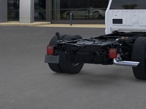 New 2025 Ford F450 XL w/ XL Chrome Package image 21