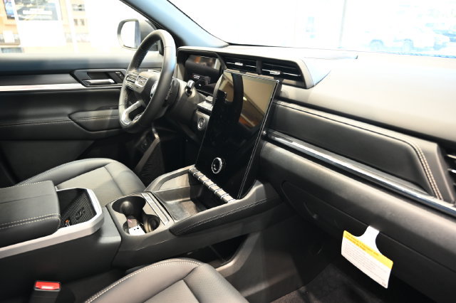 New 2027 GMC Terrain Elevation w/ Elevation Premium Package FWD image 13