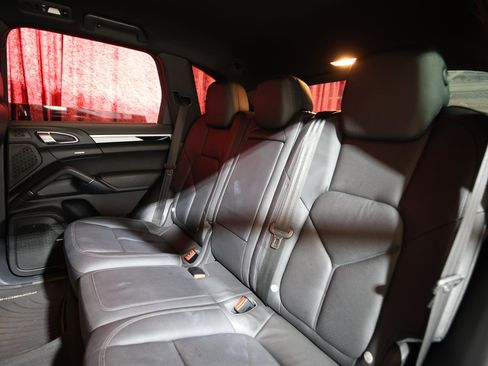 Used 2011 Porsche Cayenne image 14