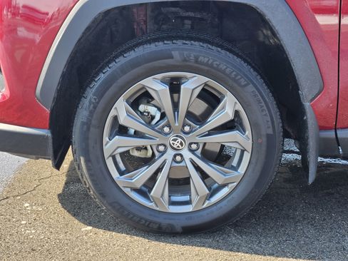 Used 2024 Toyota RAV4 XLE Premium image 11