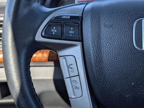 Used 2011 Honda Accord EX-L image 22