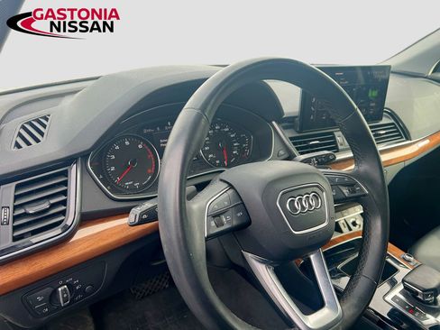 Used 2023 Audi Q5 2.0T Premium w/ Convenience Package image 11