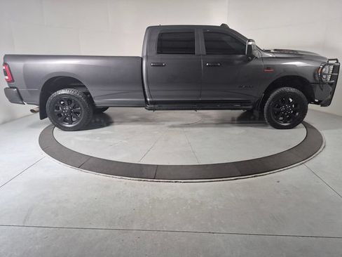 Used 2023 RAM 3500 Laramie AWD/4WD image 5