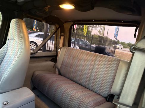 Used 1998 Jeep Wrangler Sport image 9