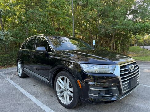 Used 2018 Audi Q7 3.0T Prestige w/ Prestige Package image 3