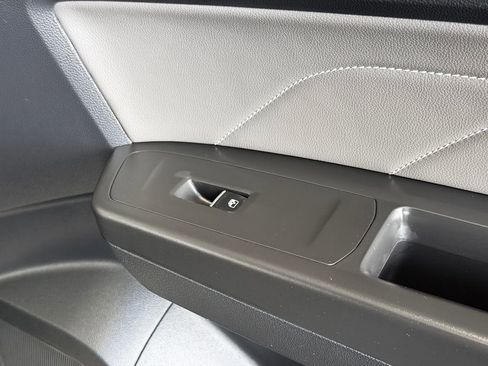 Used 2023 Volkswagen Atlas SE w/ Panoramic Sunroof Package FWD image 26