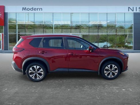 Certified 2023 Nissan Rogue SV w/ SV Premium B Package FWD image 4