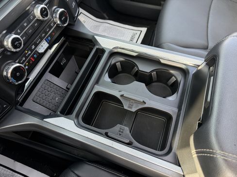 Used 2024 Ford F250 Lariat w/ Black Appearance Package image 27