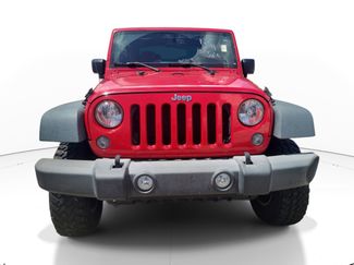 Used 2015 Jeep Wrangler Rubicon w/ Power Convenience Group AWD/4WD video 2